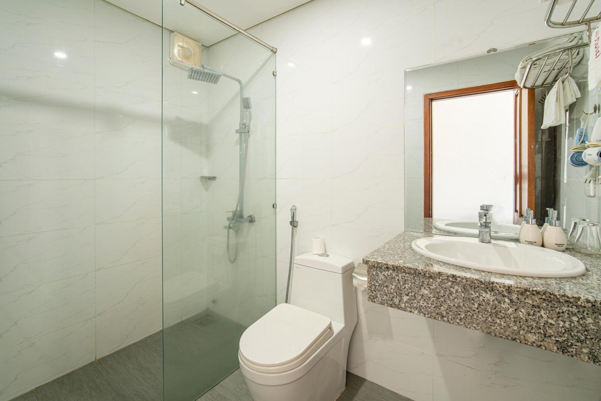 Phu An Hotel Дананг Екстер'єр фото